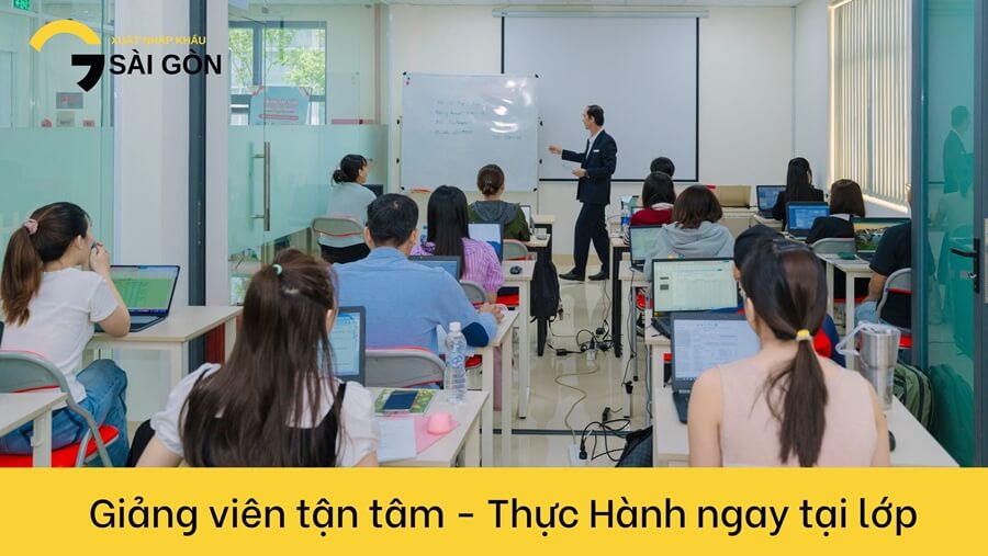 Giảng viên tận tâm và dày dặn kinh nghiệm tại Simex